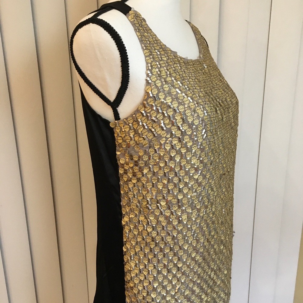 Cynthia Steffens dressy sleeveless top front gold , back in black with zipper